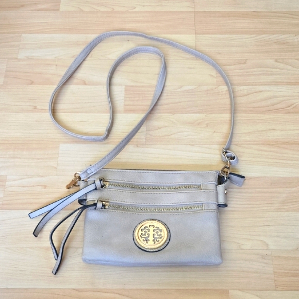 DELUXITY Los Angeles Womens Handbag Beige w/Gold Crossbody Bag 8"×6.5"